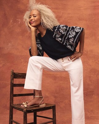 Embroidered Eyelet Tier Sleeve Tee