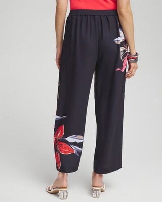 Floral Print Soft Cropped Pants click to view larger image.