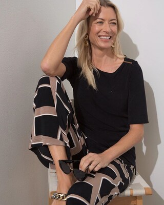 Travelers Keyhole Detail Top