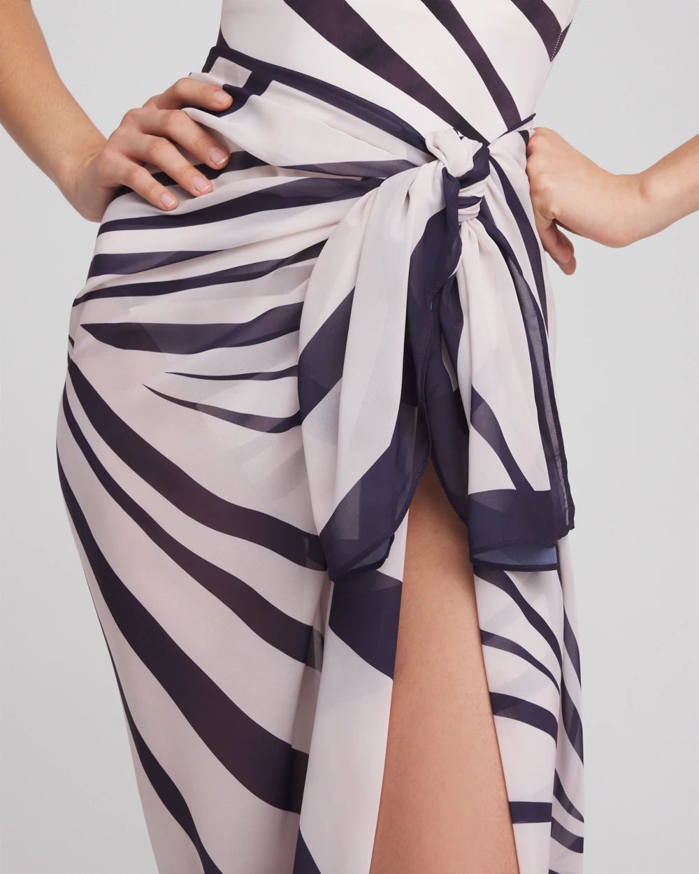 Gottex Desert Queen Pareo click to view larger image.