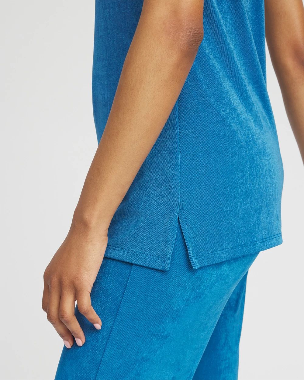 Travelers Classic Side Slit Tank