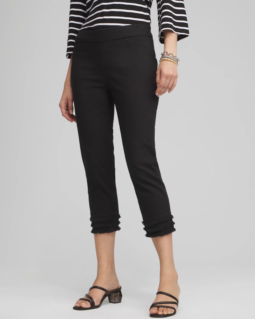 21" Triple Fray Pull-on Capris