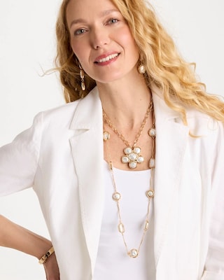 Siren Faux Pearl Pendant Necklace click to view larger image.