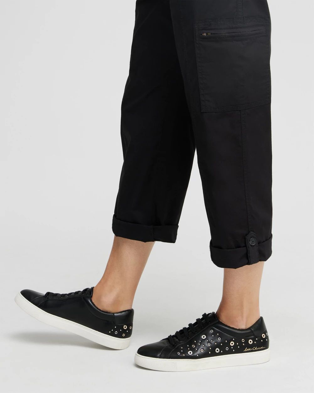 Poplin Cropped Pants click to view larger image.