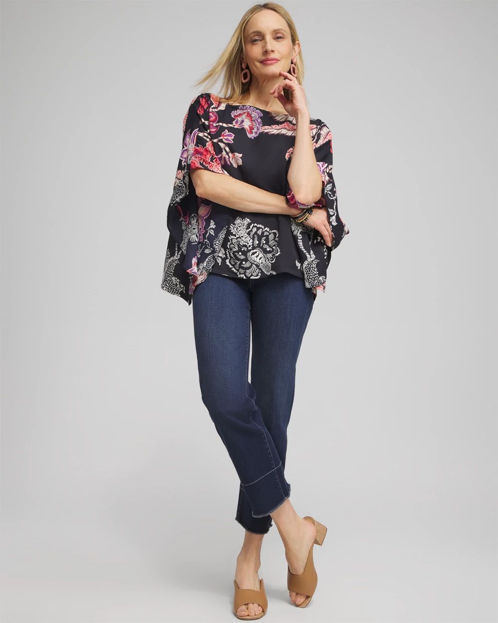 Ruffle Detail Floral Poncho