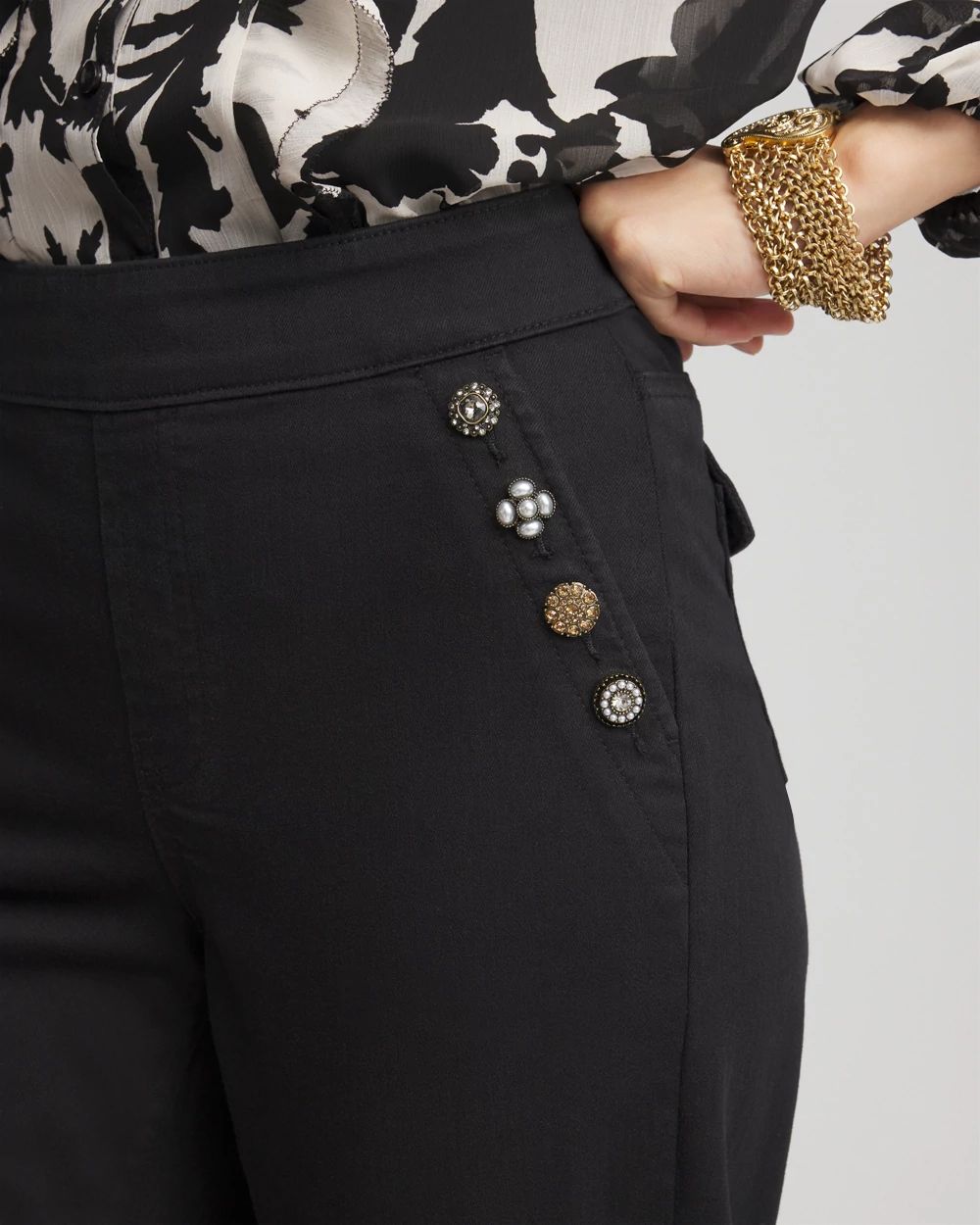 Petite Embellished Wide Leg Pull On Jeans