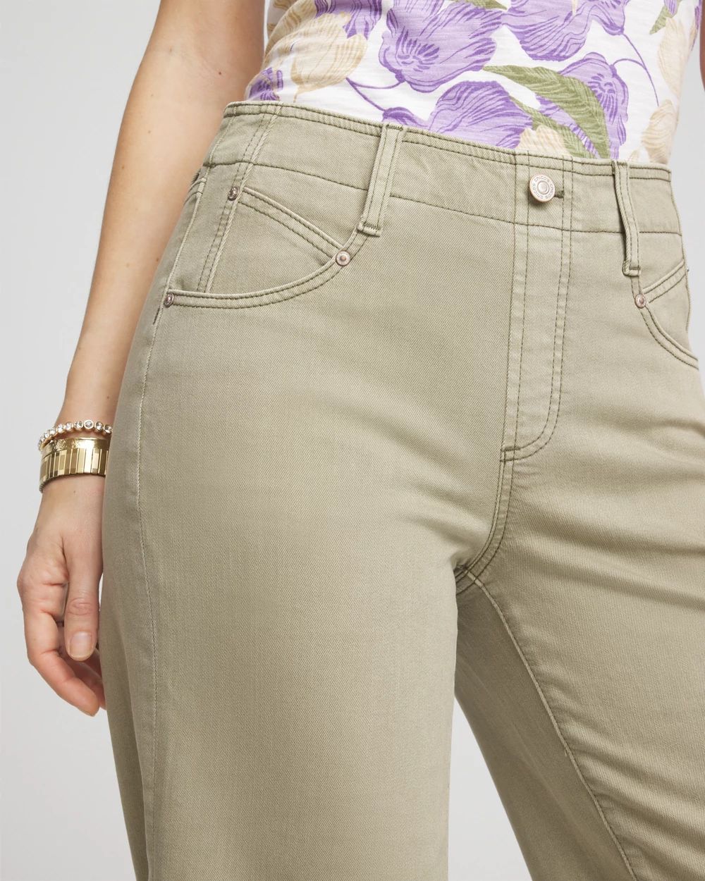 Petite Pull-On Wide-Leg Cropped Jeans