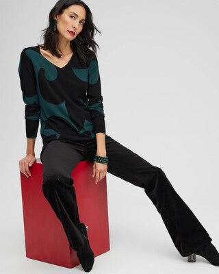 Green Scrolls V-neck Pullover Sweater
