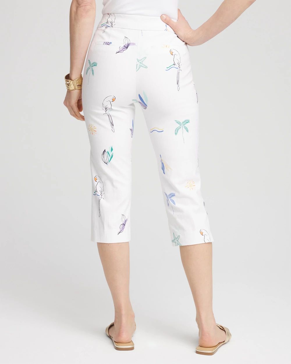 Petite Island Motif Brigitte™ Capri Pants
