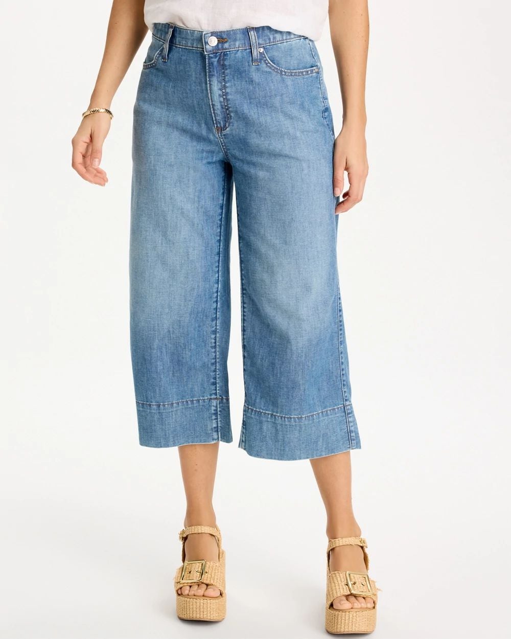 Lightweight Wide-Leg Capri Jeans