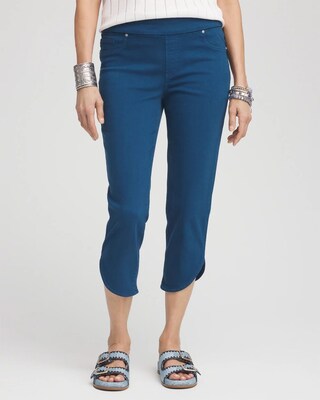 Pull-On Dolphin-Hemmed Capri Jeans