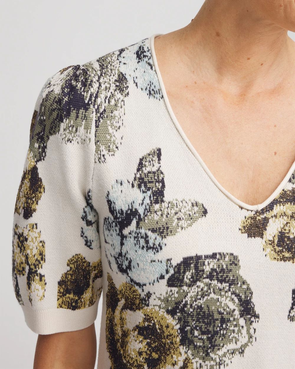 Floral V-Neck Sweater Tee