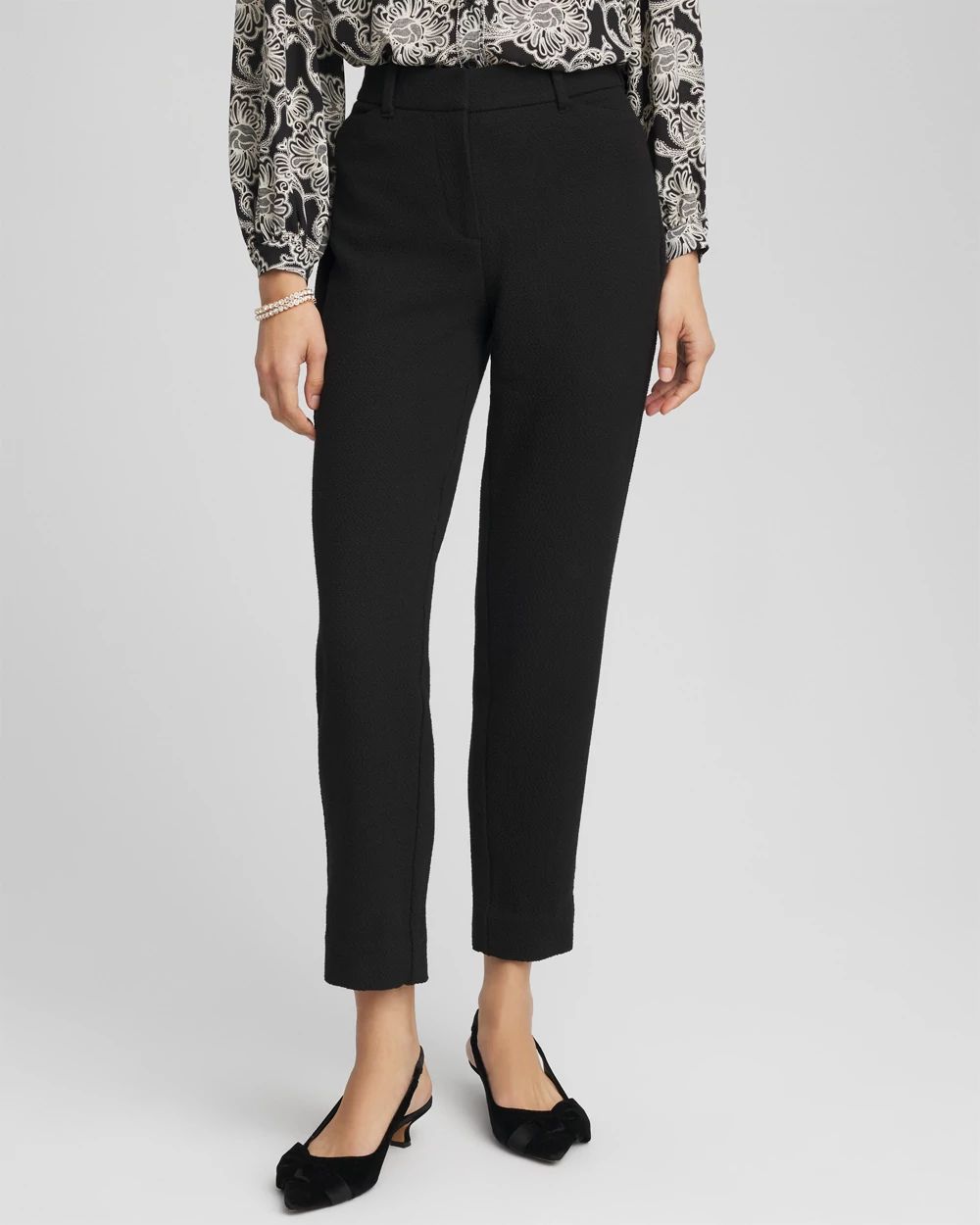 Matelassé Slim Tapered Ankle Pants