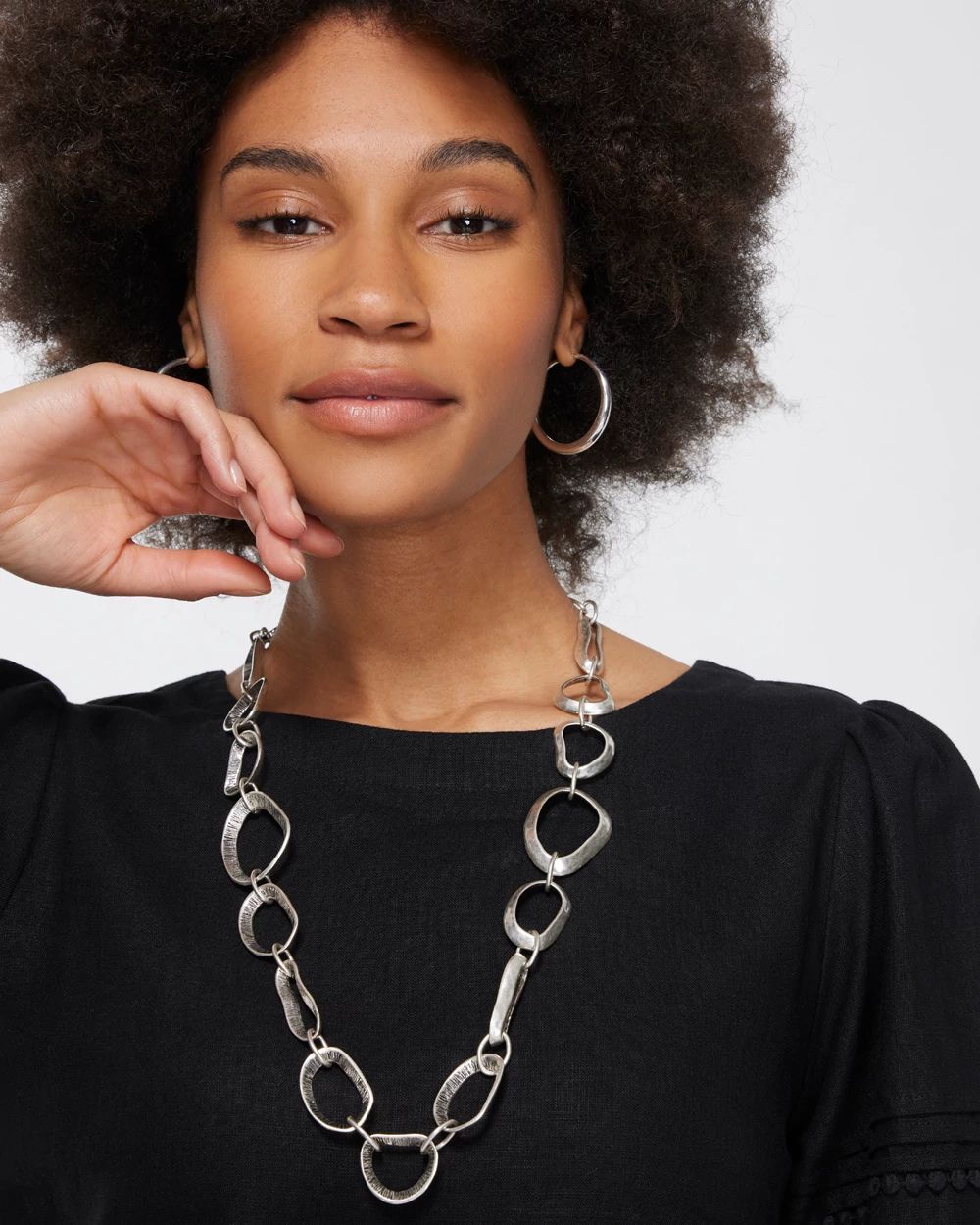 Silver Tone Single Strand Necklace
