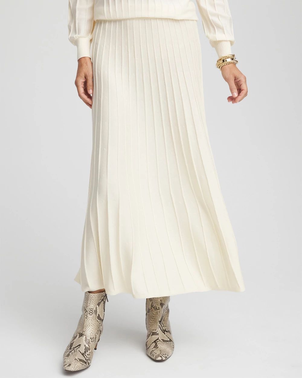 Pleated Knit Skirt