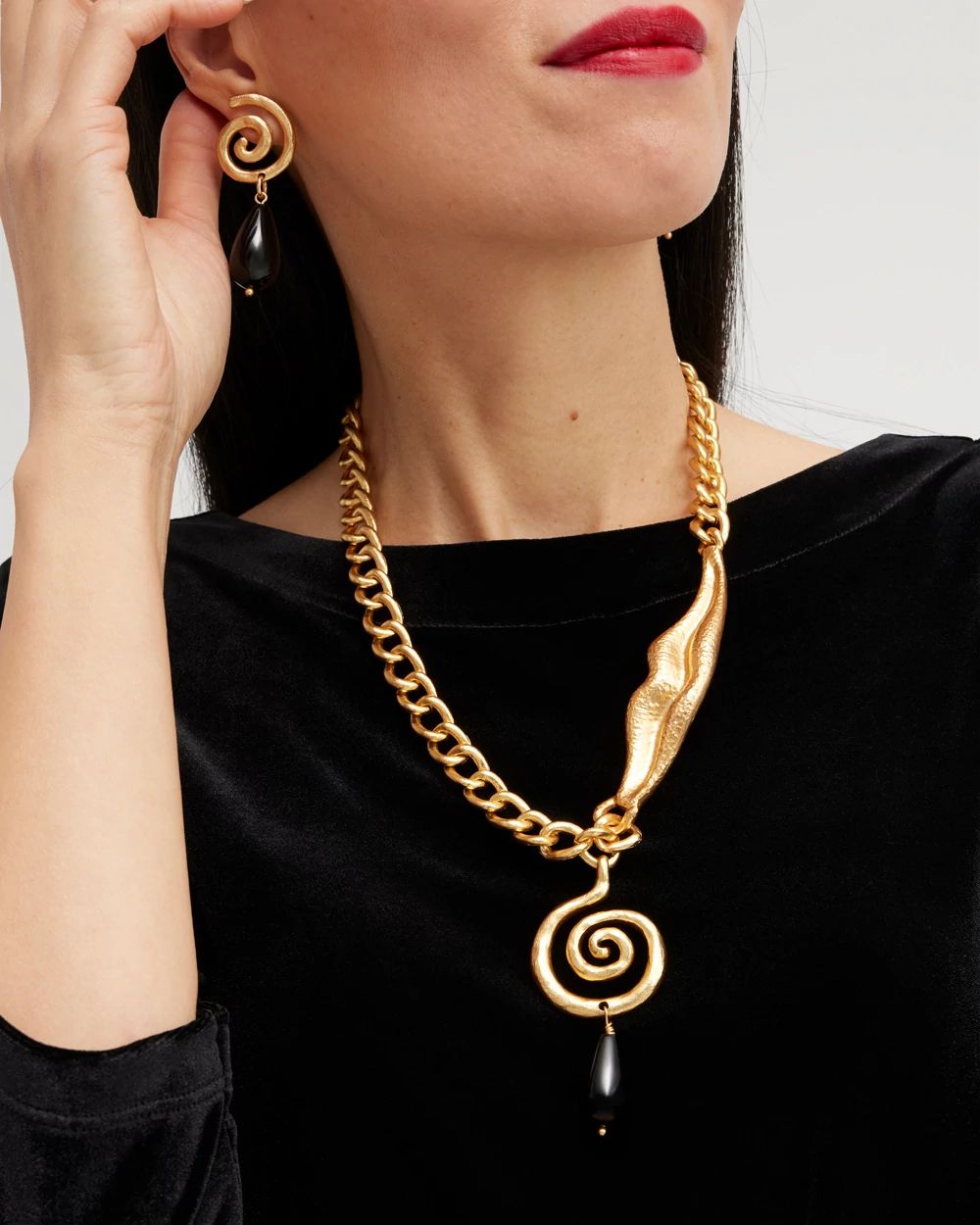 Adjustable Pendant Necklace