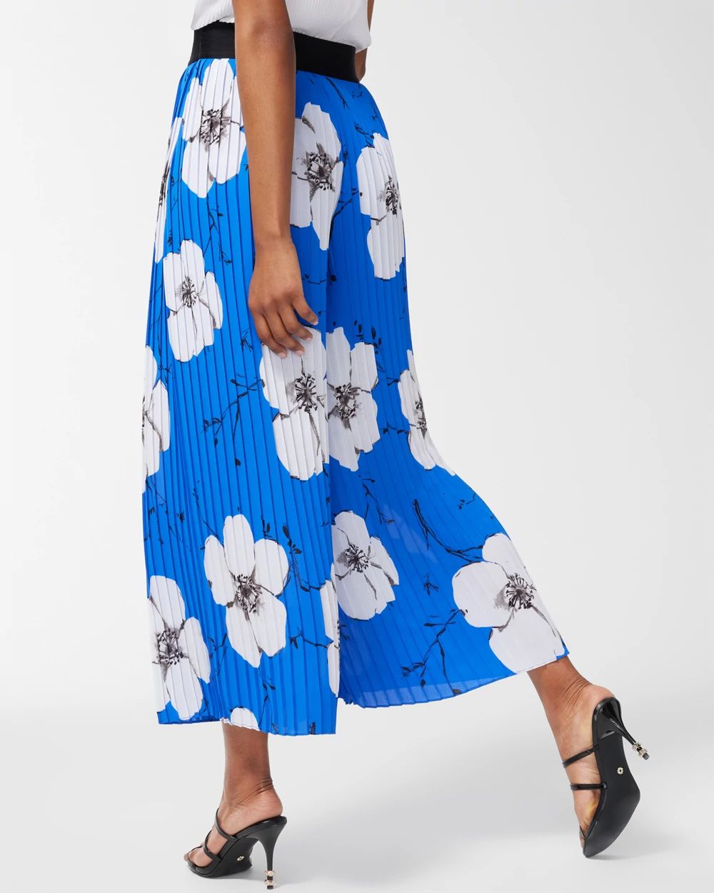 Black Label Pleated Flare Pants