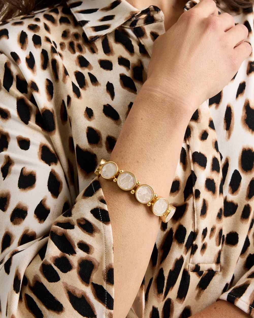 Pearlescent Goldtone Stretch Bracelet click to view larger image.