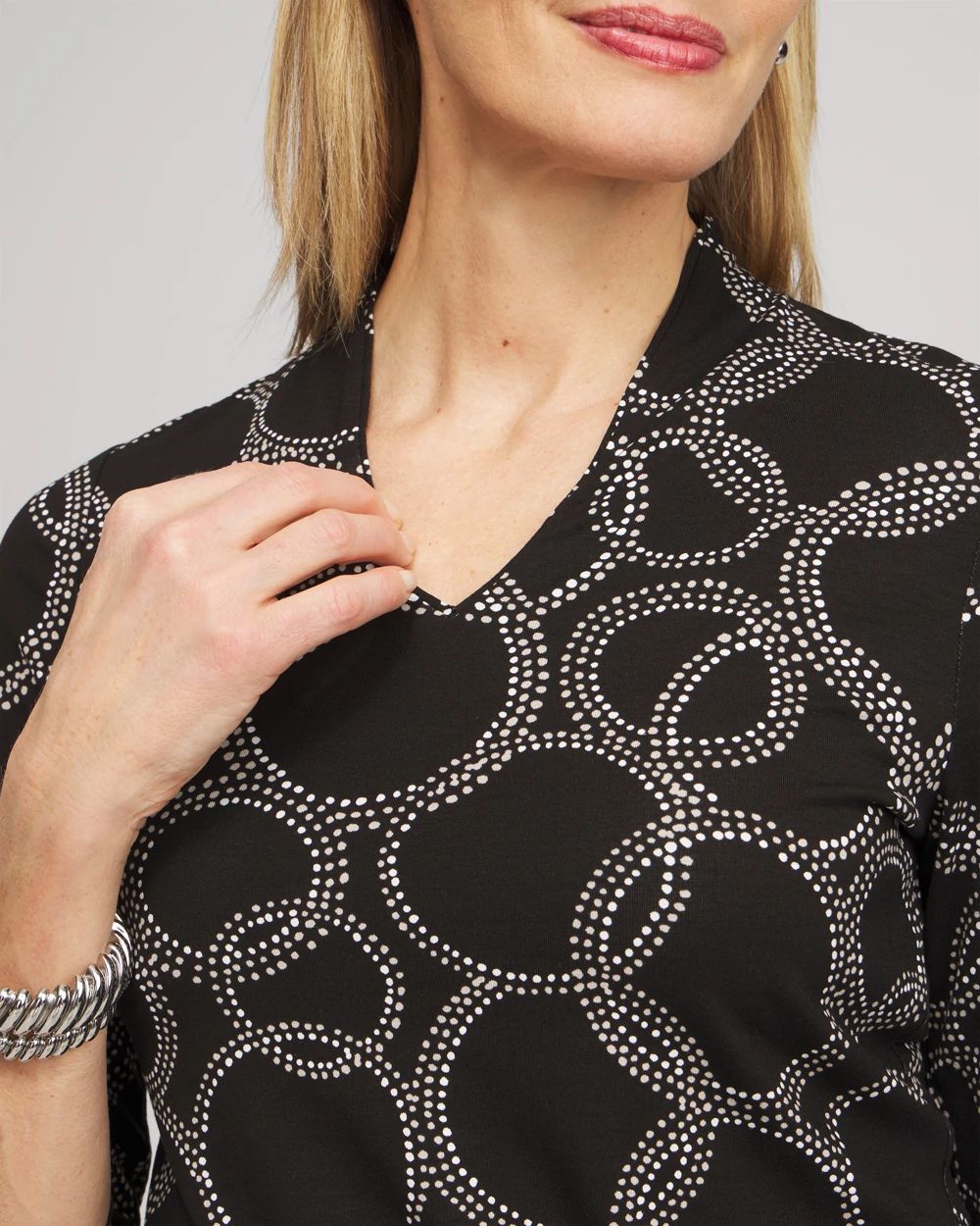 Touch of Cool™ Circle Print 3/4 Sleeve Tee