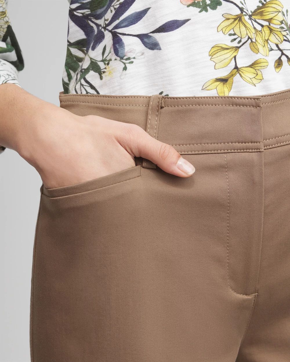 Cotton Sateen Cropped Pants click to view larger image.
