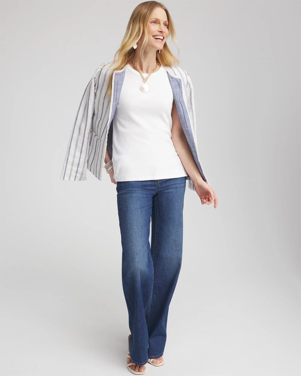 Button Detail Tank