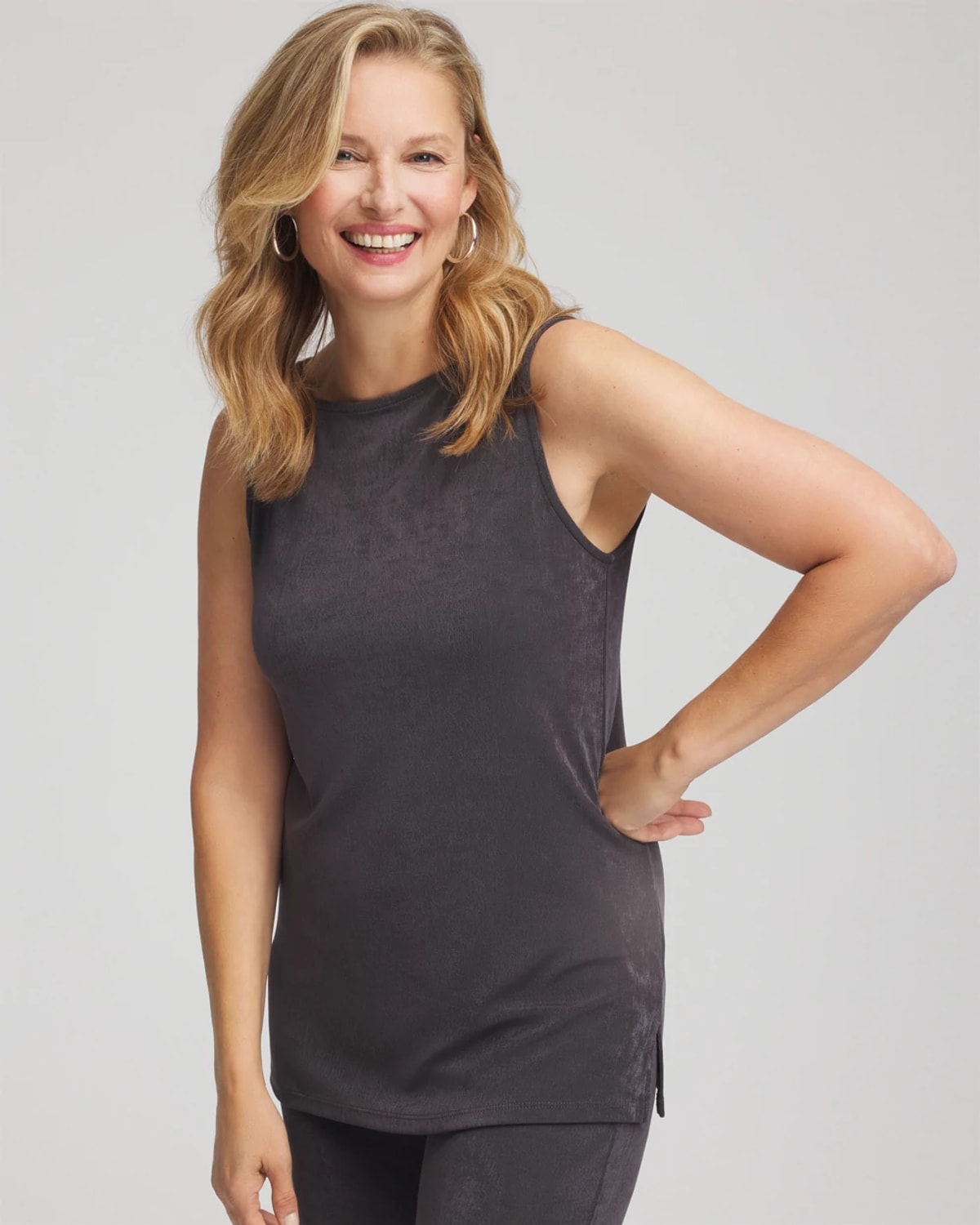 Chico's Travelers Classic Side-slit Tank In Serene Gray