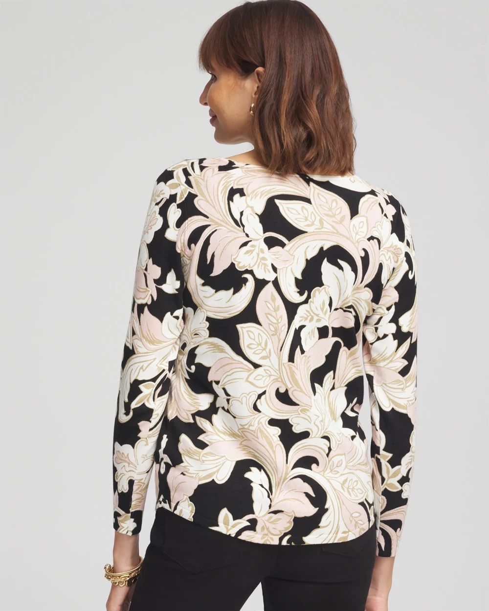 Scroll V-neck Pullover Sweater