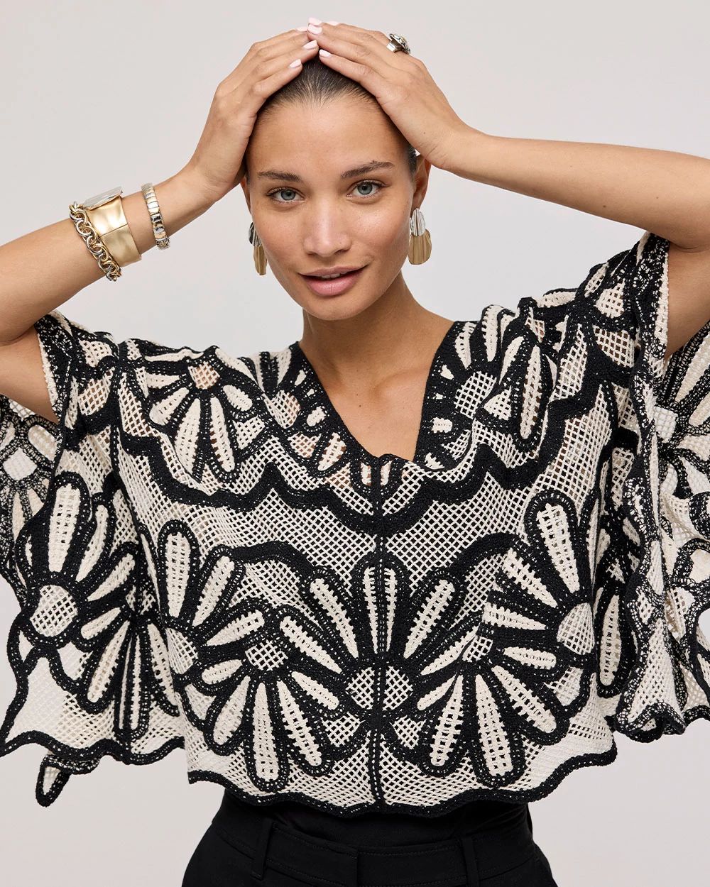 Crochet Lace Contrast Floral Kimono