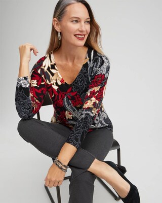 Scrolls V-neck Pullover Sweater