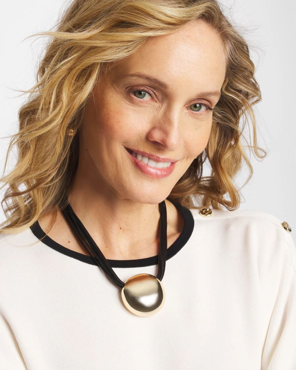 Gold Pendant Cord Necklace