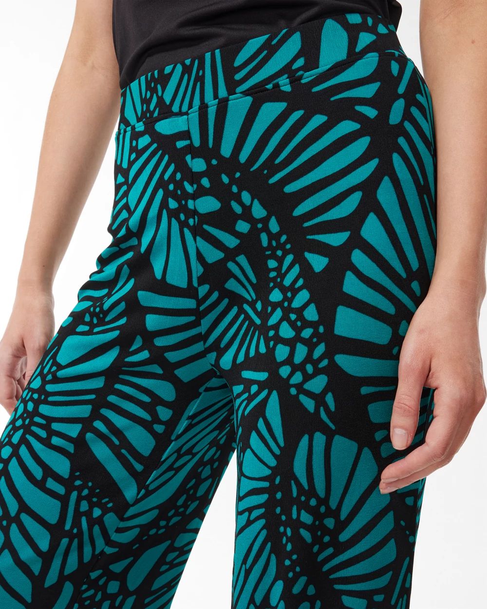 Petite Travelers Wing Print Crops