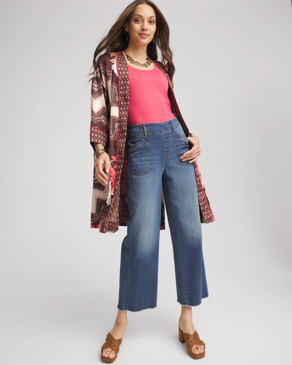 Pull-On Cropped Wide-Leg Frayed Jeans
