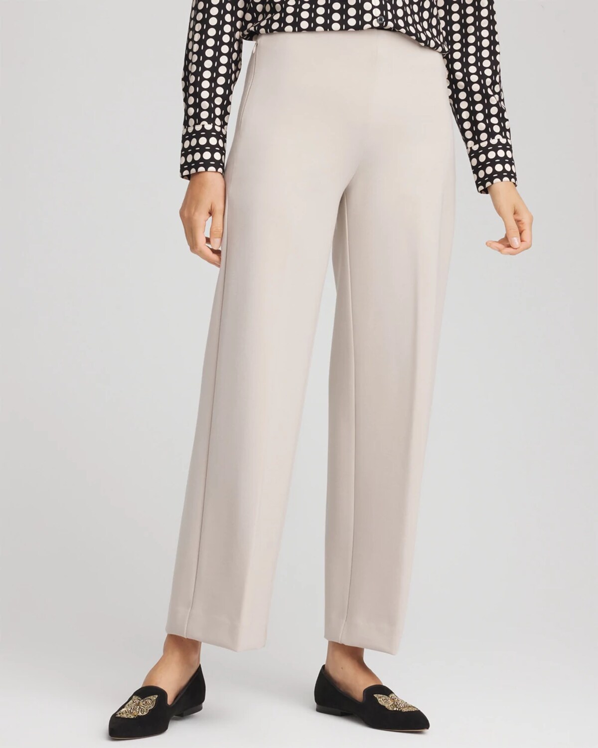 Chico's Juliet Slim Wide-leg Cropped Pants In Taupe In Gray