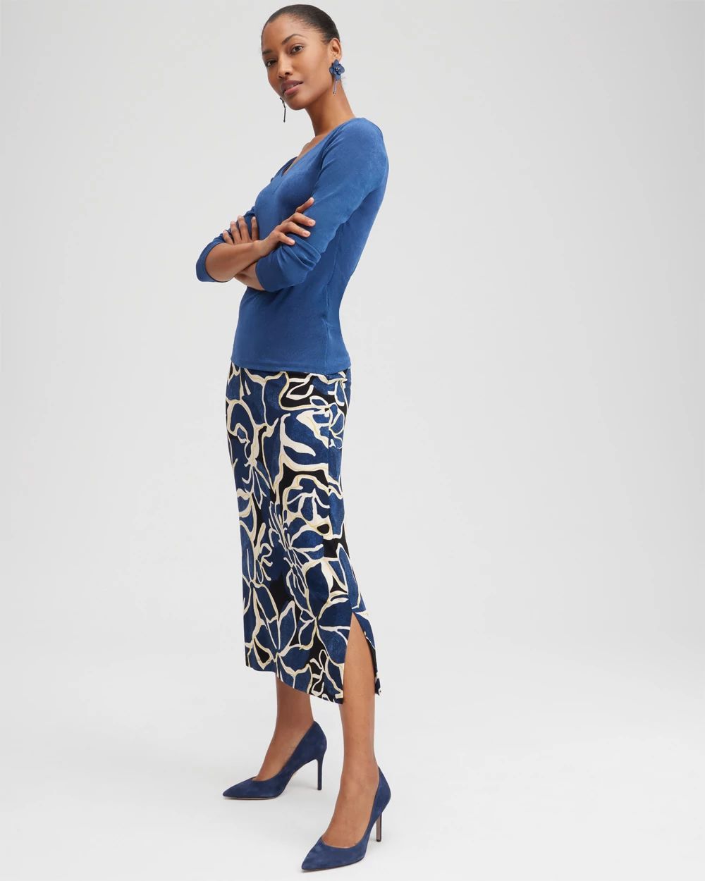 Travelers V-neck Layering Top