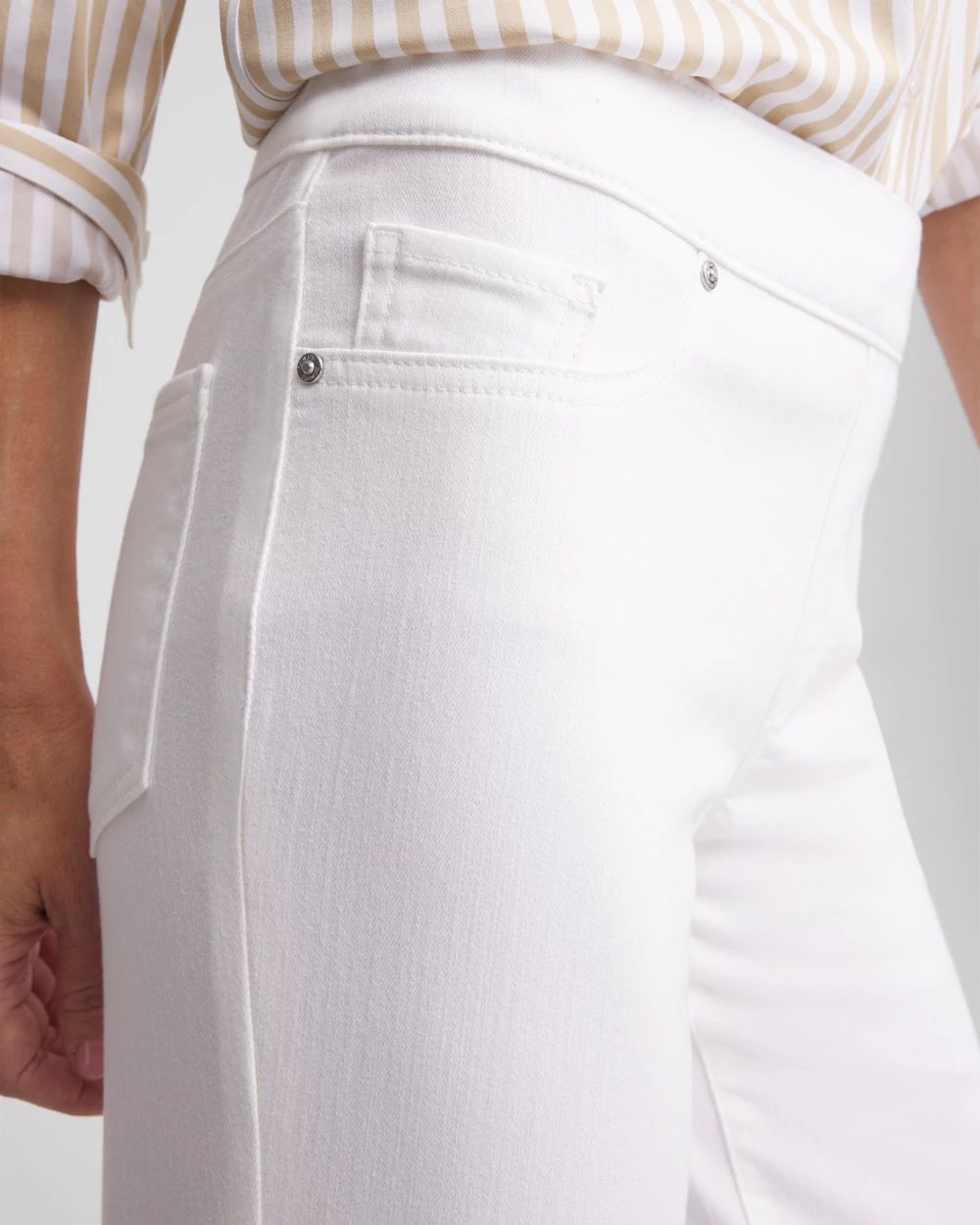 No Stain Pull-On Straight Cropped Jeans