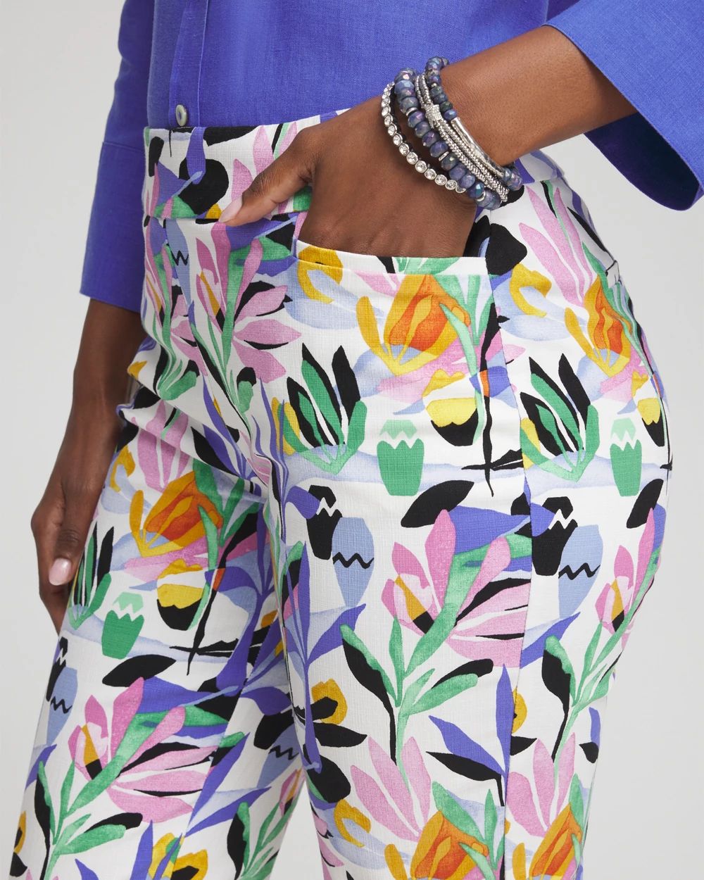 Petite Brigitte Tropical Print Capris