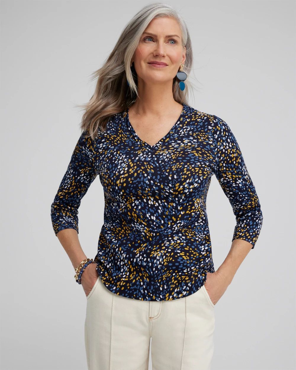 Dot Print V-neck 3/4 Sleeve Tee