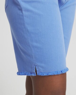 Girlfriend 7" Fray Hem Denim Shorts