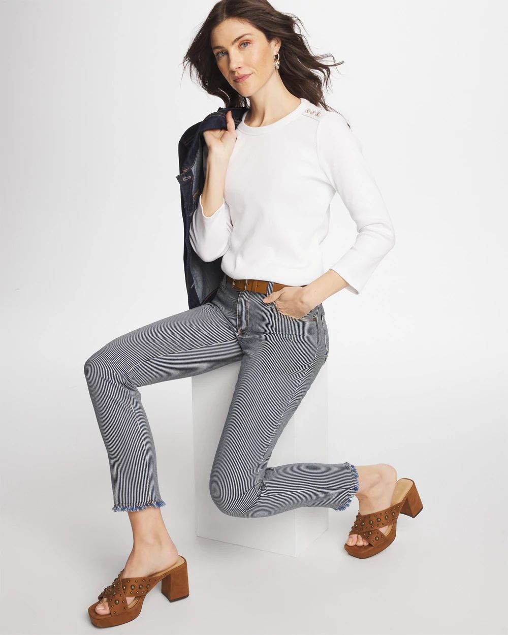 Ribbed Button Crewneck Tee