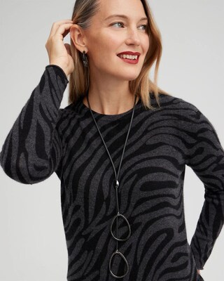 Black Pendant Necklace