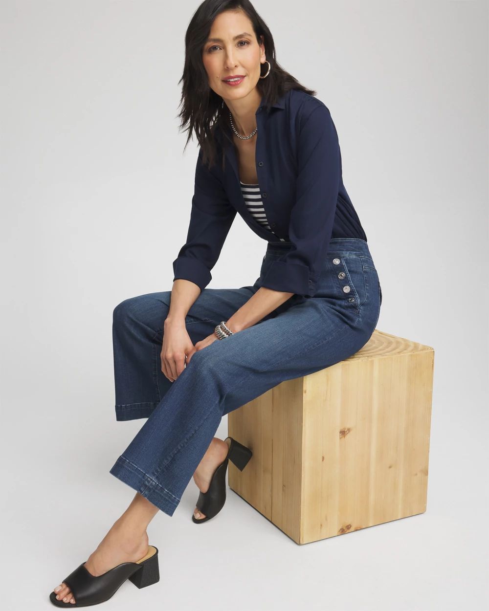 Petite Pull-On Wide Leg Ankle Jeans