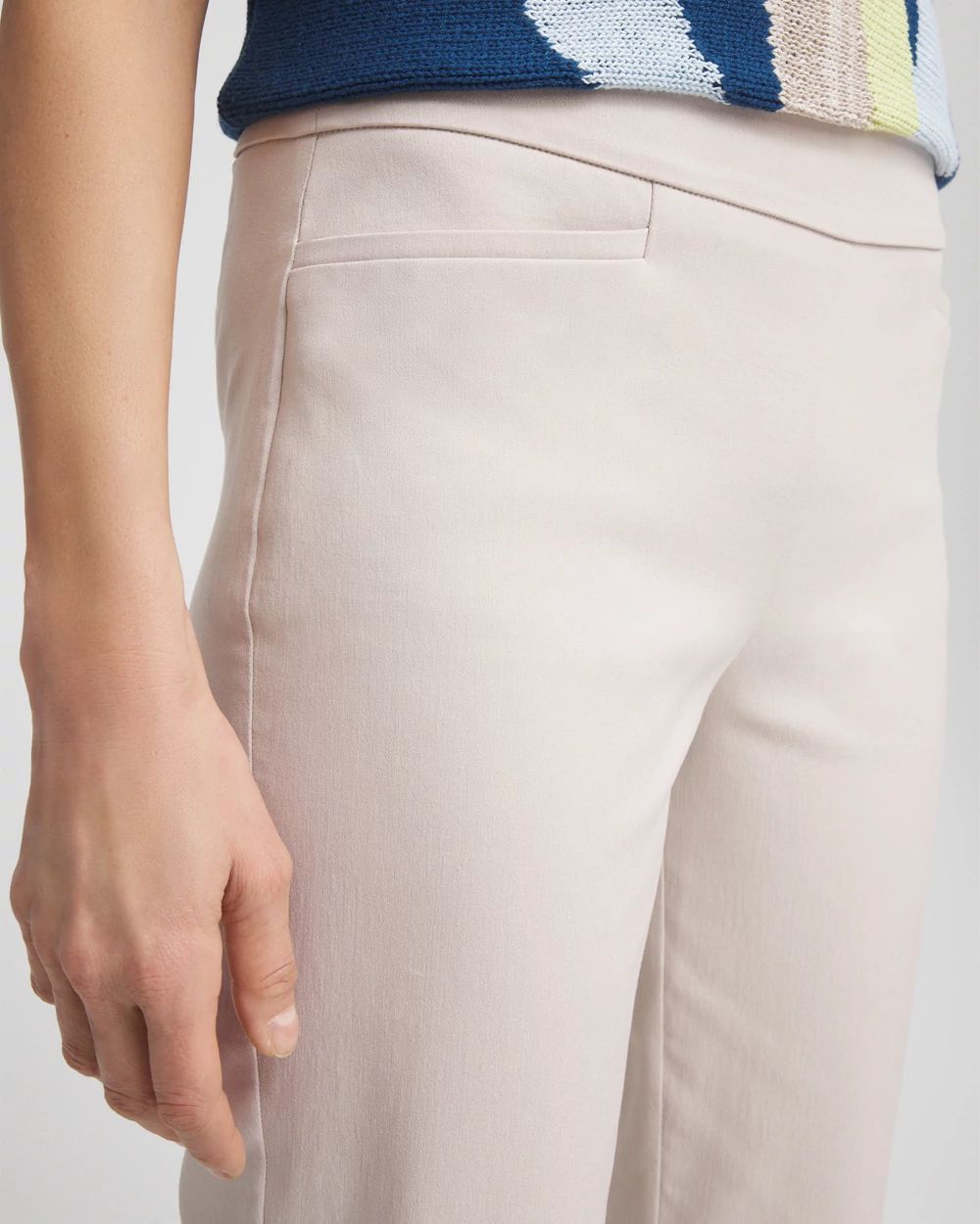Brigitte™ Rivet Pull-On Capri Pants