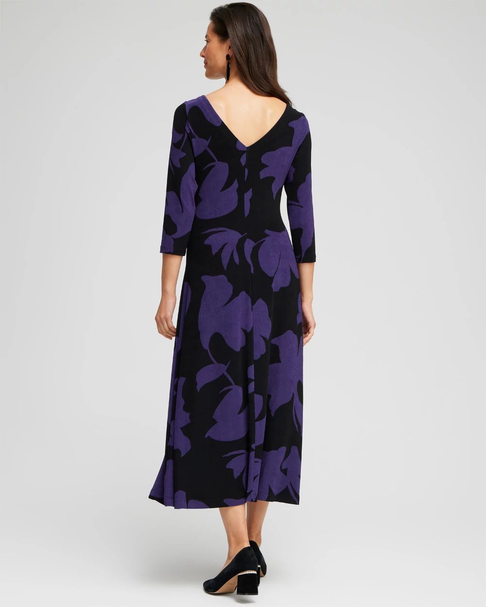 Travelers™ Print V-back Maxi Dress