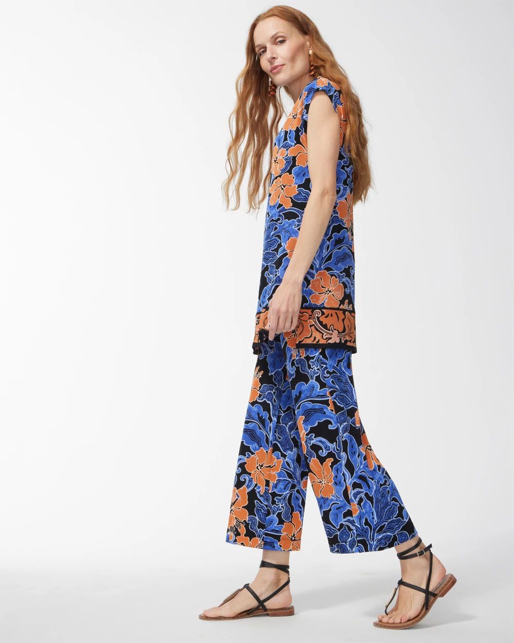 Travelers Floral Print Crops