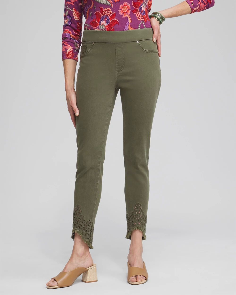 Eyelet Tulip Hem Pull-on Ankle Jeggings