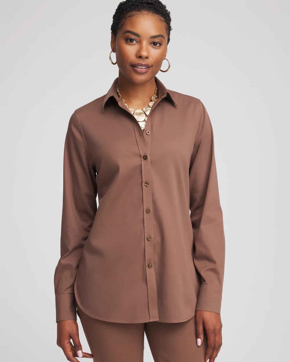 Chico's No Iron Stretch-sateen Shirt In Dried Mushroom