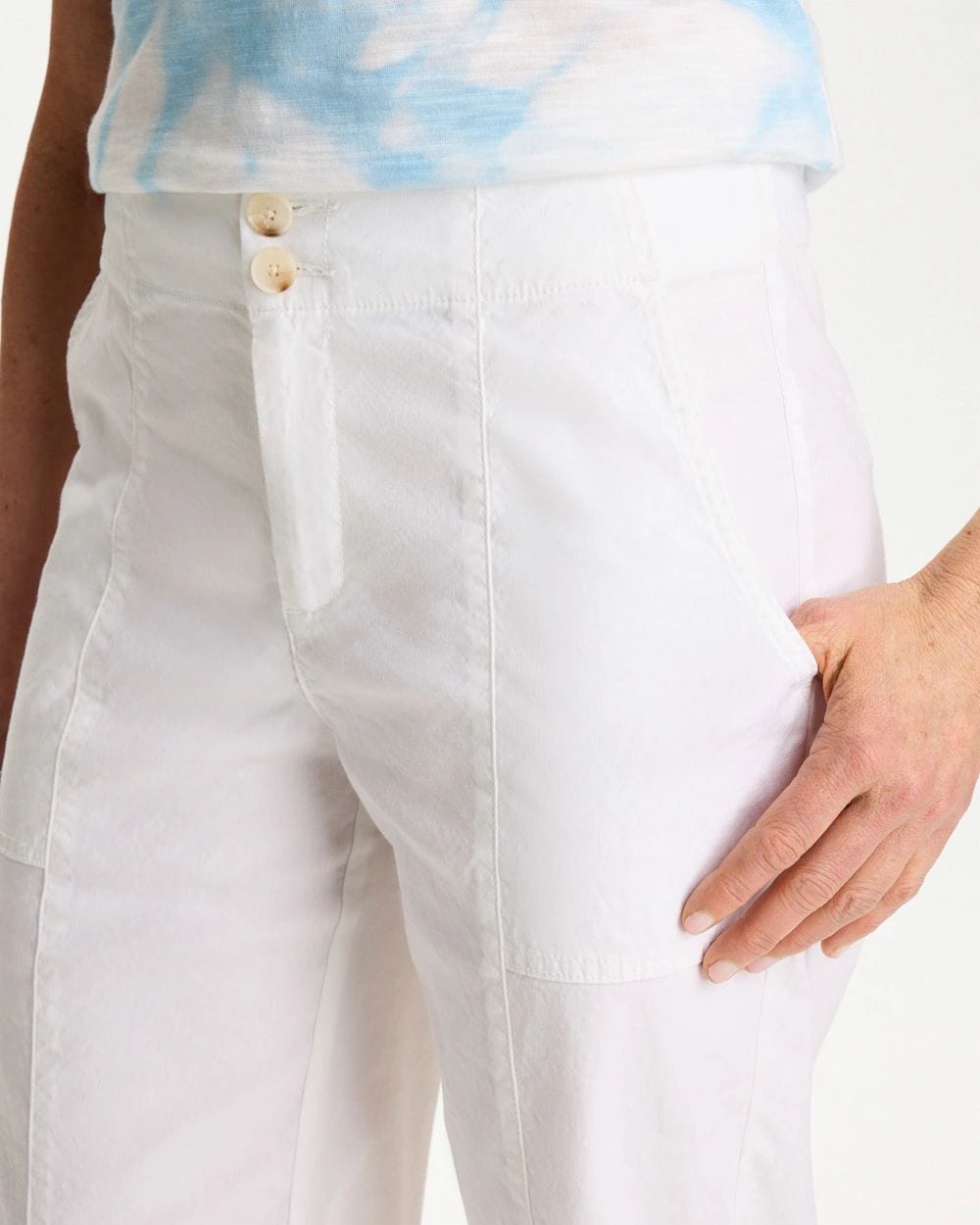 Relaxed Linen Crop Pant click to view larger image.
