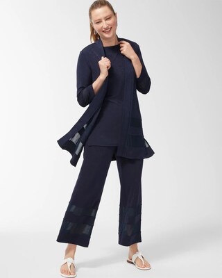 Travelers Mesh Trim Crops