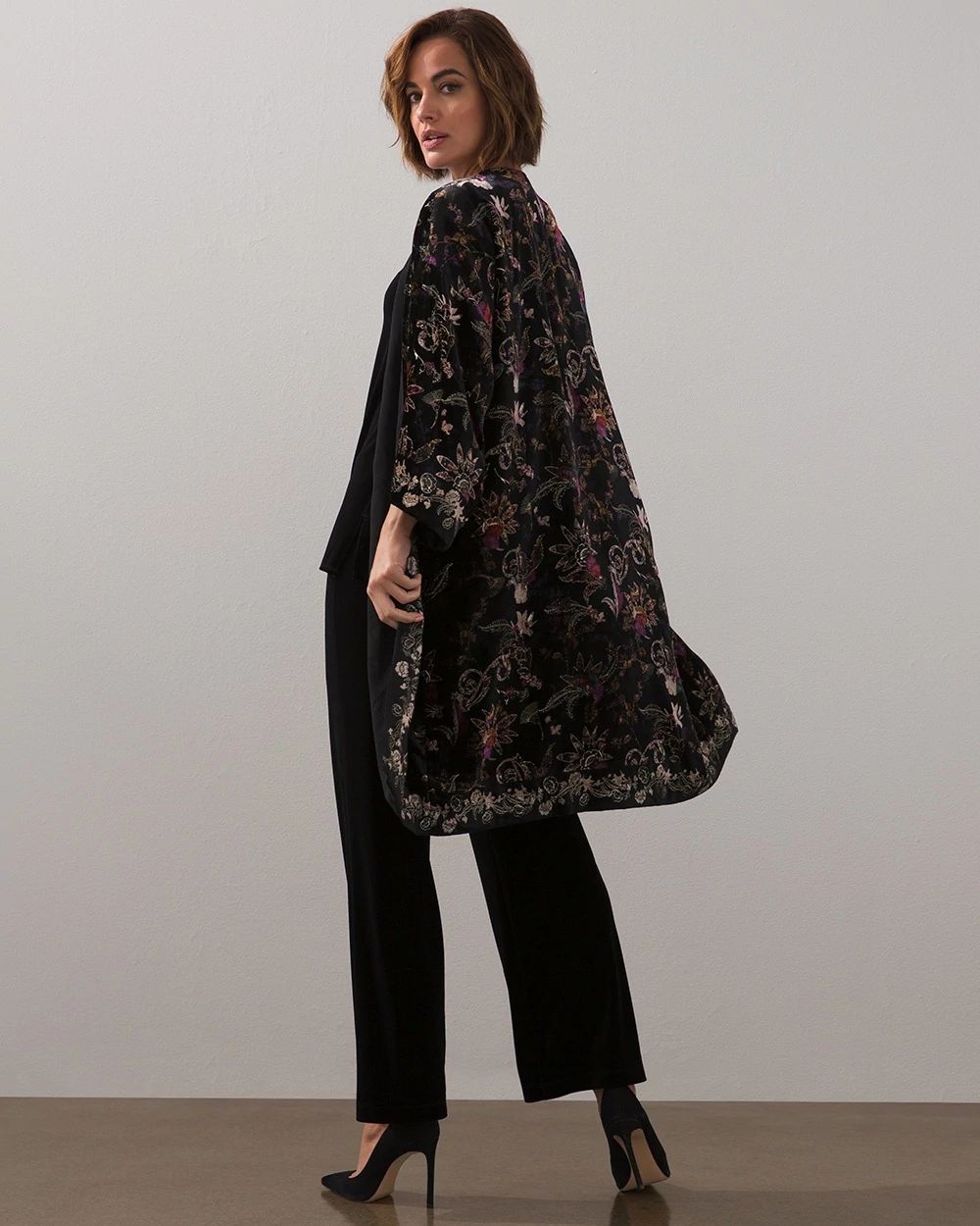 Travelers Collection Print Velvet Kimono
