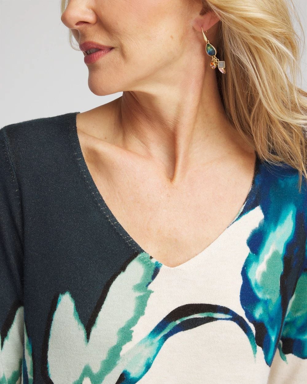 Ella Glacier V-Neck Pullover